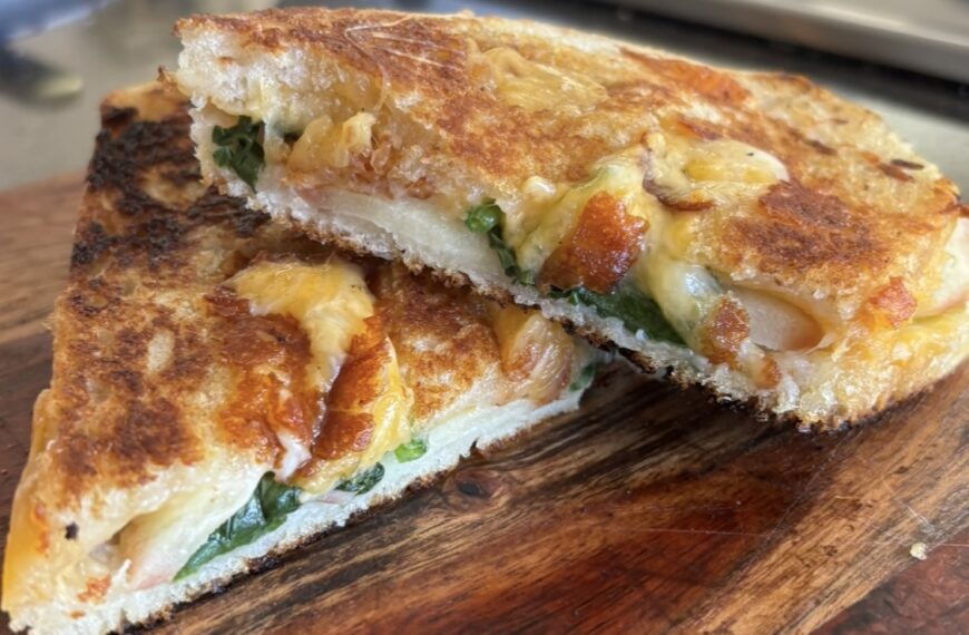 Autumn Apple Grilled Cheese
